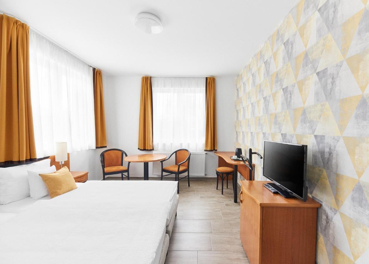 Lorelei Pension Adults Only Gyenesdiás Εξωτερικό φωτογραφία