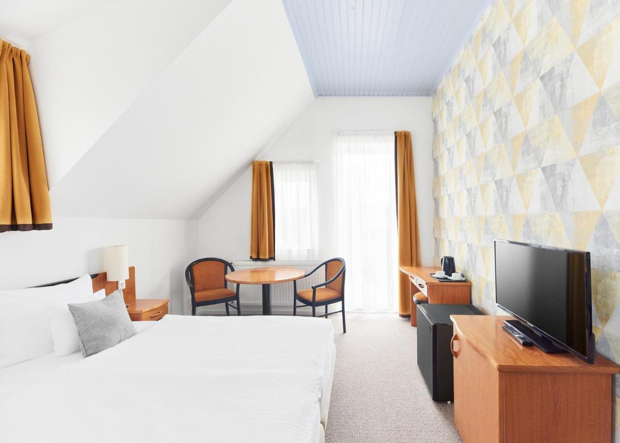 Lorelei Pension Adults Only Gyenesdiás Εξωτερικό φωτογραφία