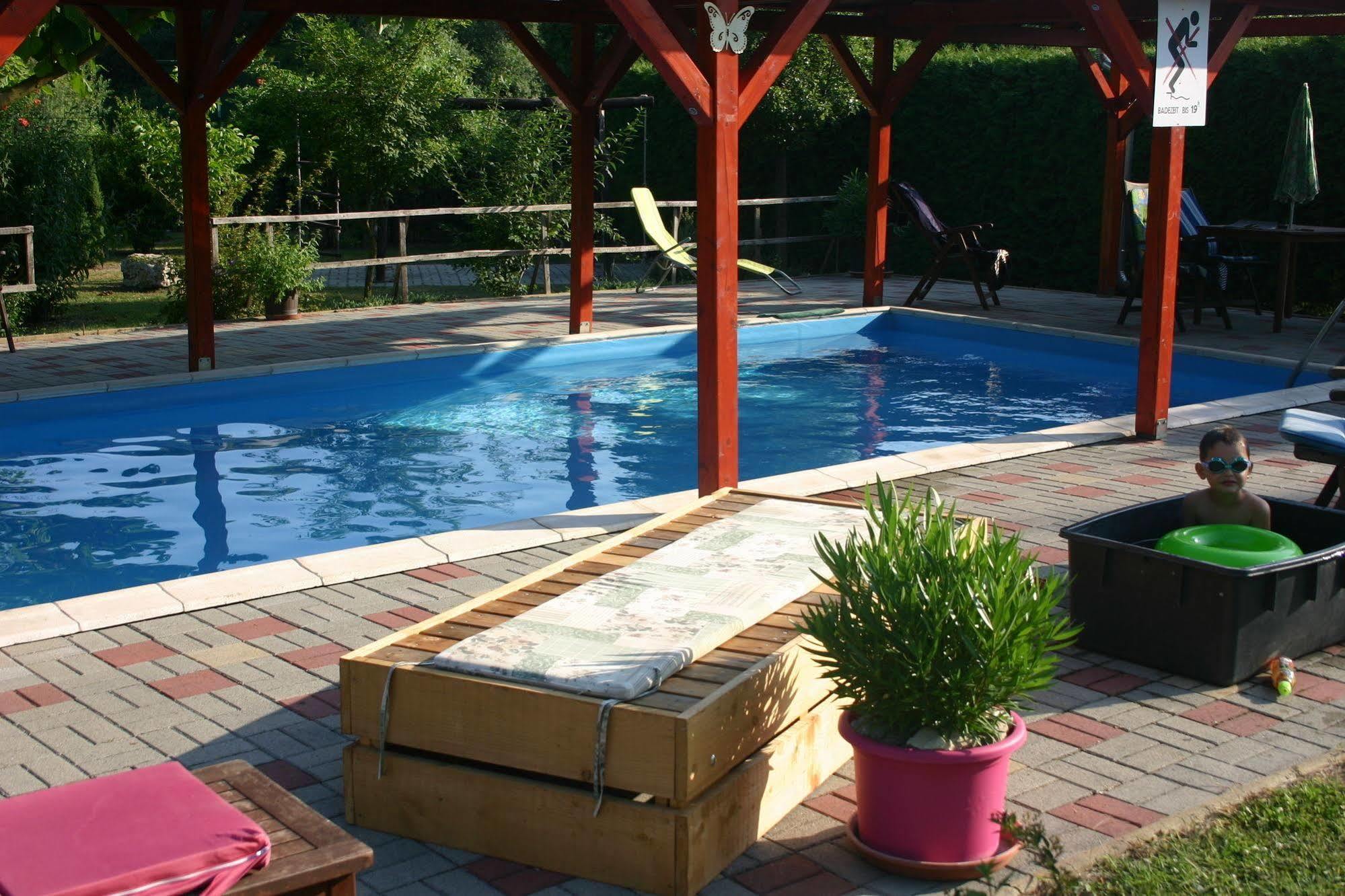 Lorelei Pension Adults Only Gyenesdiás Εξωτερικό φωτογραφία