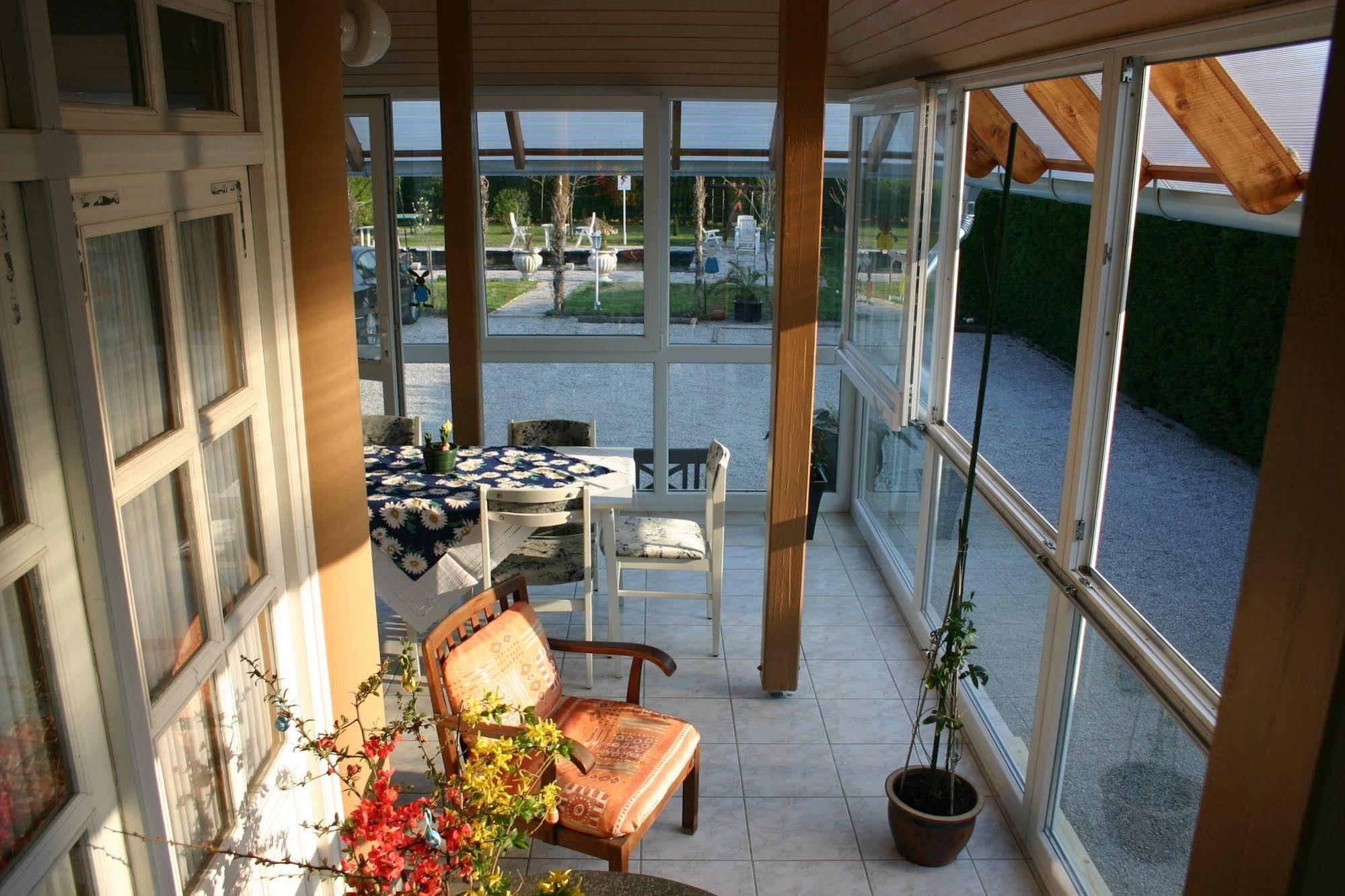 Lorelei Pension Adults Only Gyenesdiás Εξωτερικό φωτογραφία